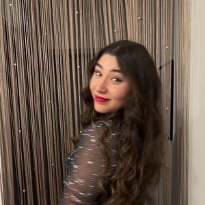 Meet your Posher, Elisha